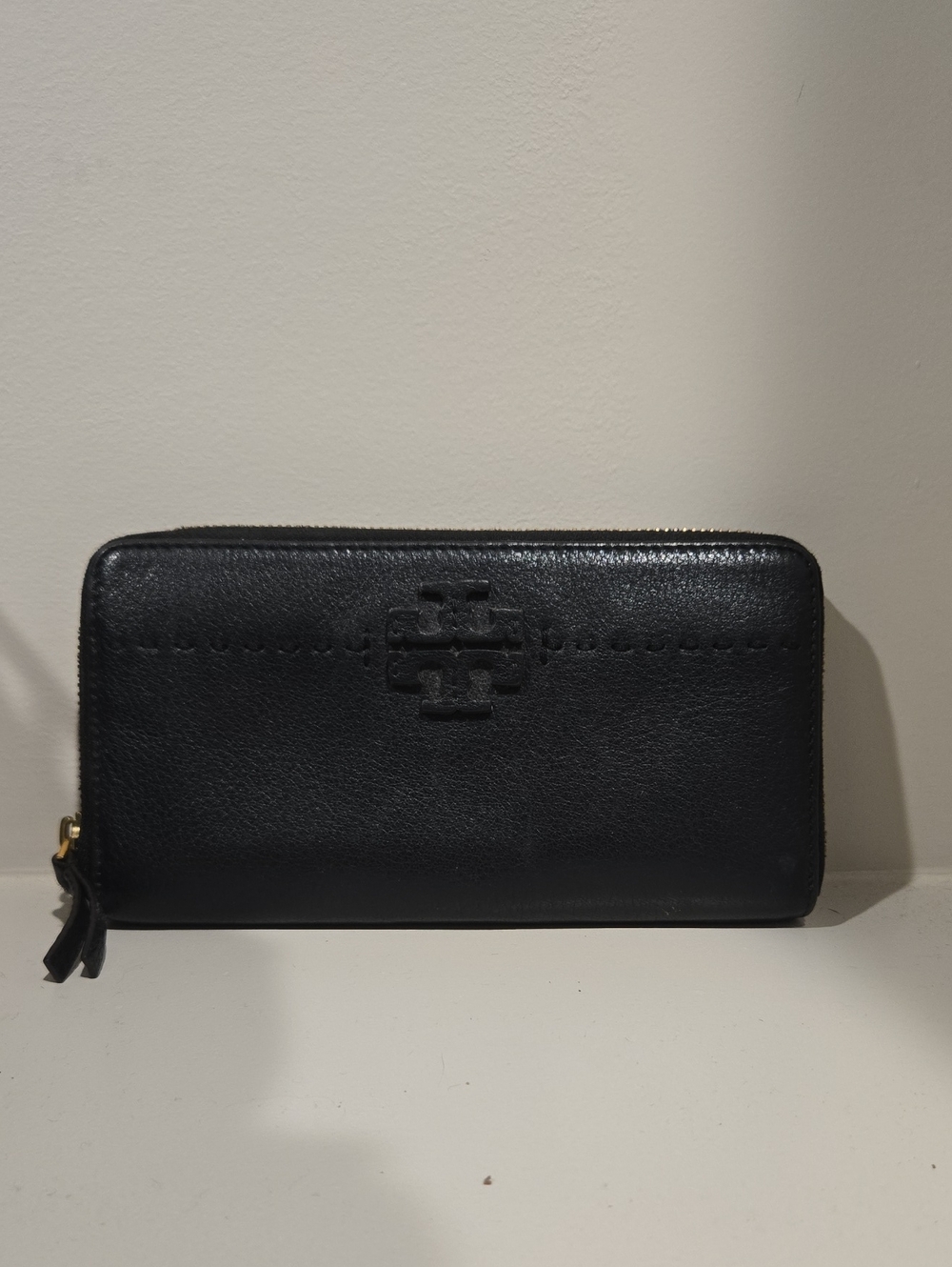 Tory Burch Black Leather Zip-Around Wallet with Logo